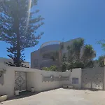 Magnifique Grande Villa A Skanes